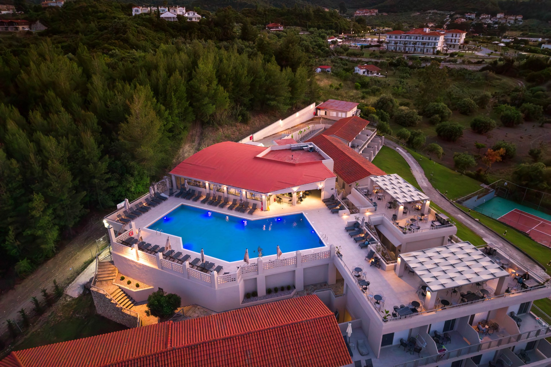 Arya Hotel 11
